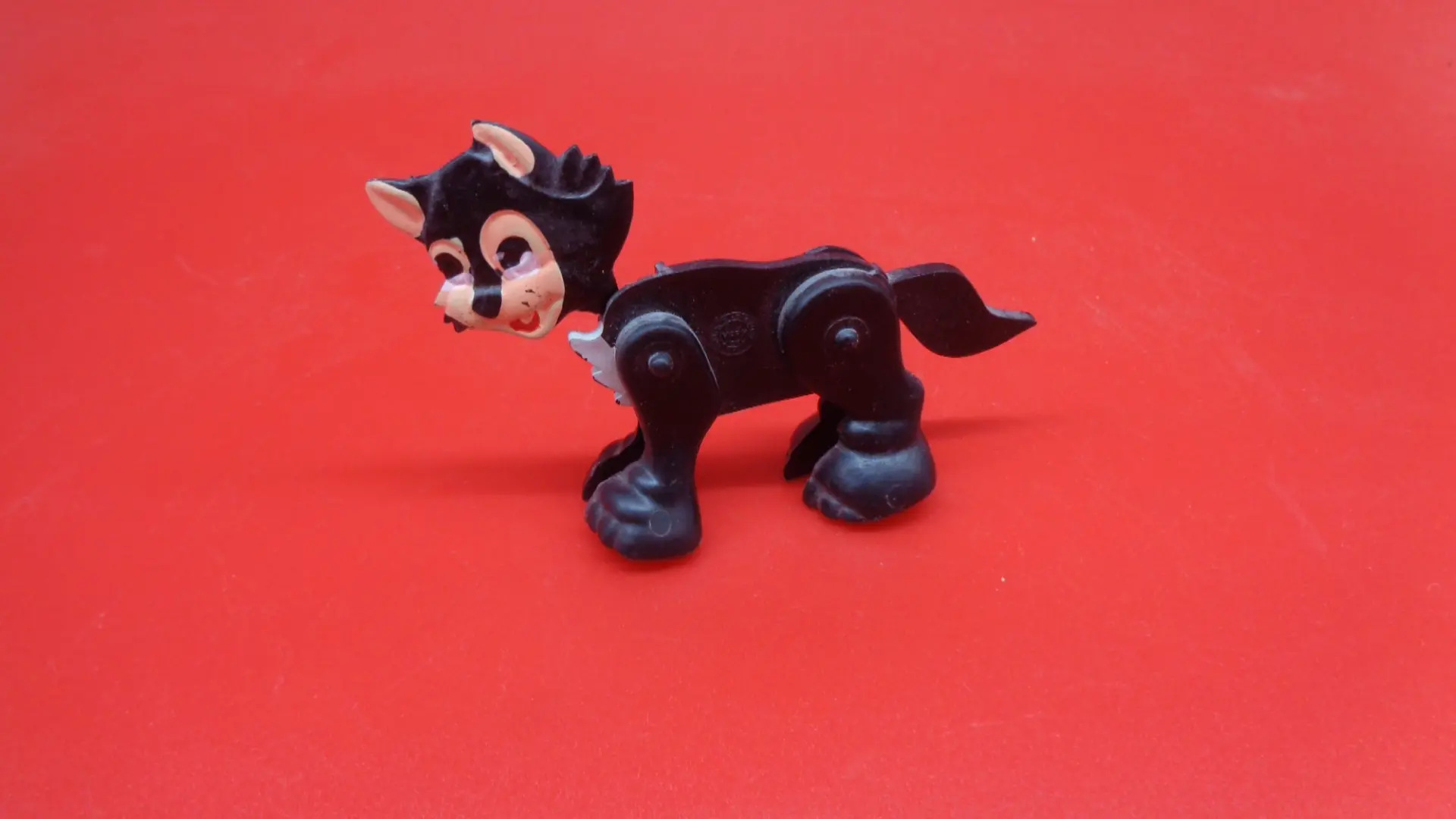 Vintage miniature wooden cat