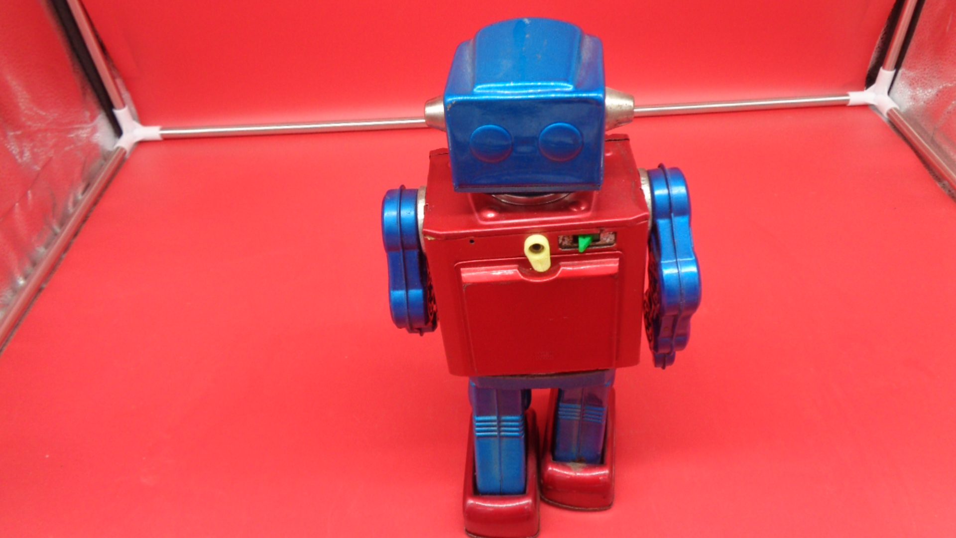 Toy robot (front view)