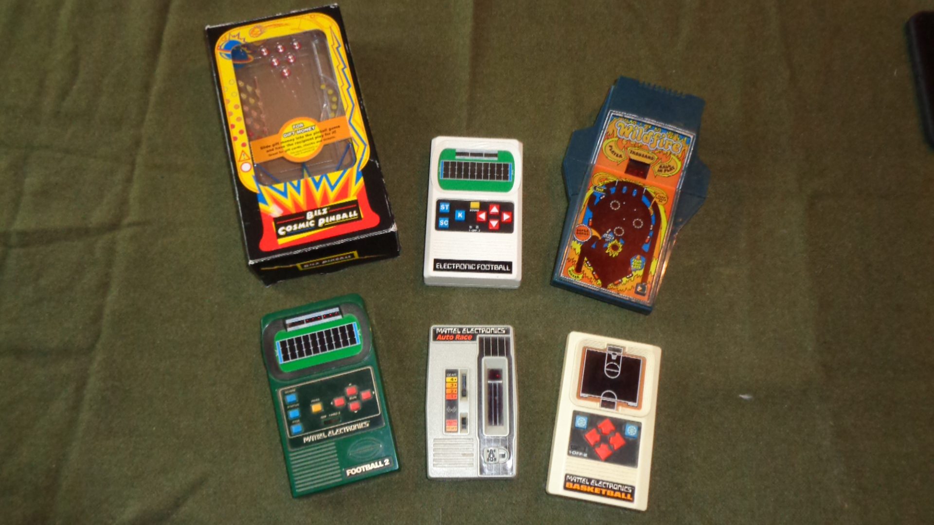 1980/90, Mixed lot of 6 hand held/table electronic games